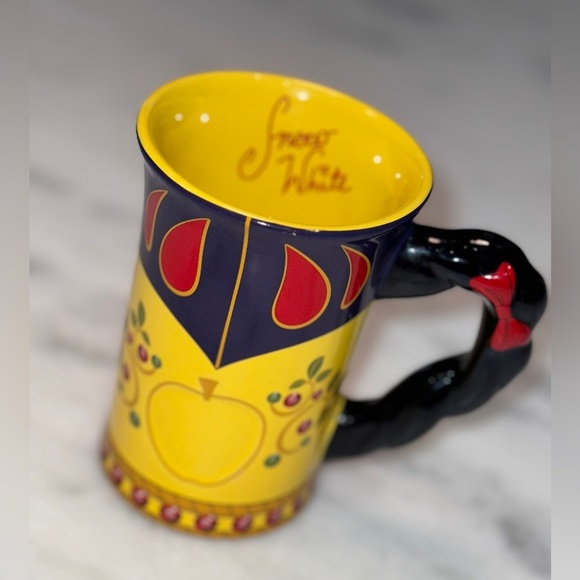 Disney Parks Snow White Coffee Mug Tea Cup Dress Braid Ceramic Red - Picture 6 of 7